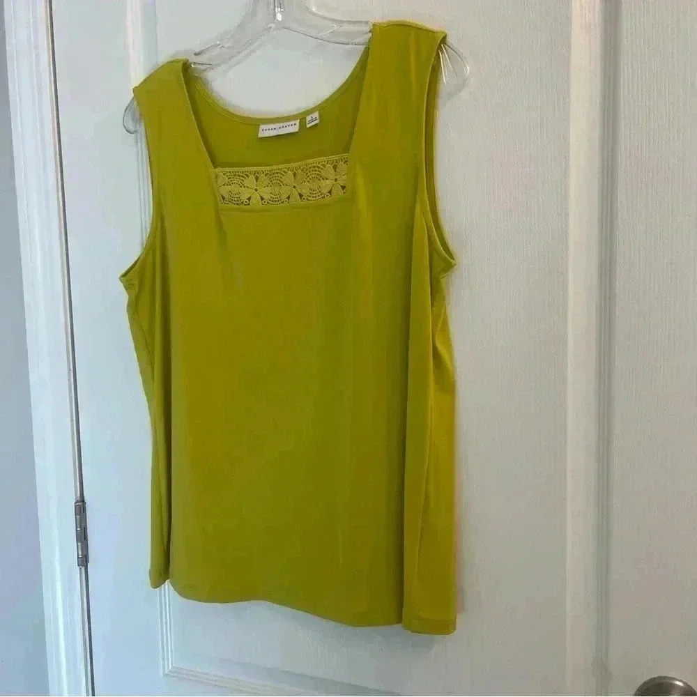 Crochet Lace Floral Camisole by Susan Graver - Picture 3 of 7